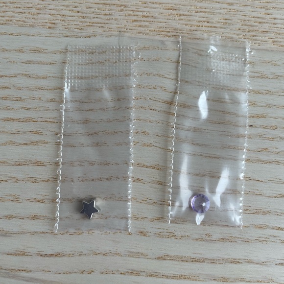 NWOT Effy Silver Metal Lockable Necklace with Two Charms - Picture 2 of 4